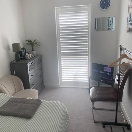 Small Double Room To Rent نيوهافن المظهر الخارجي الصورة