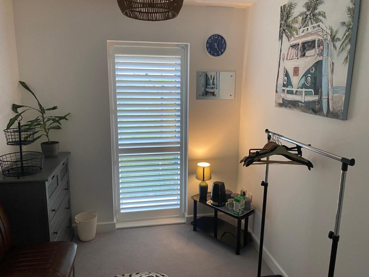 Small Double Room To Rent نيوهافن المظهر الخارجي الصورة