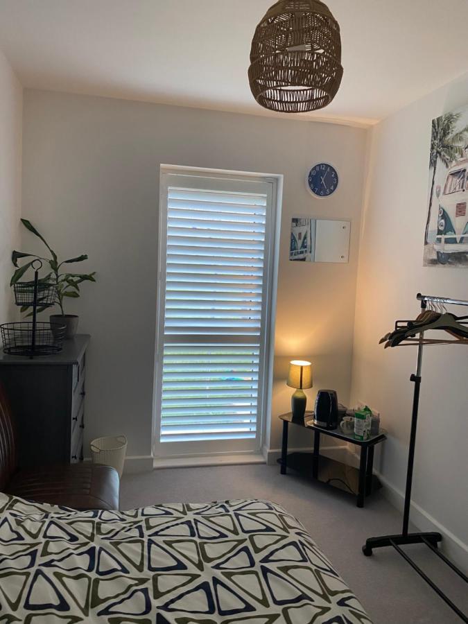 Small Double Room To Rent نيوهافن المظهر الخارجي الصورة
